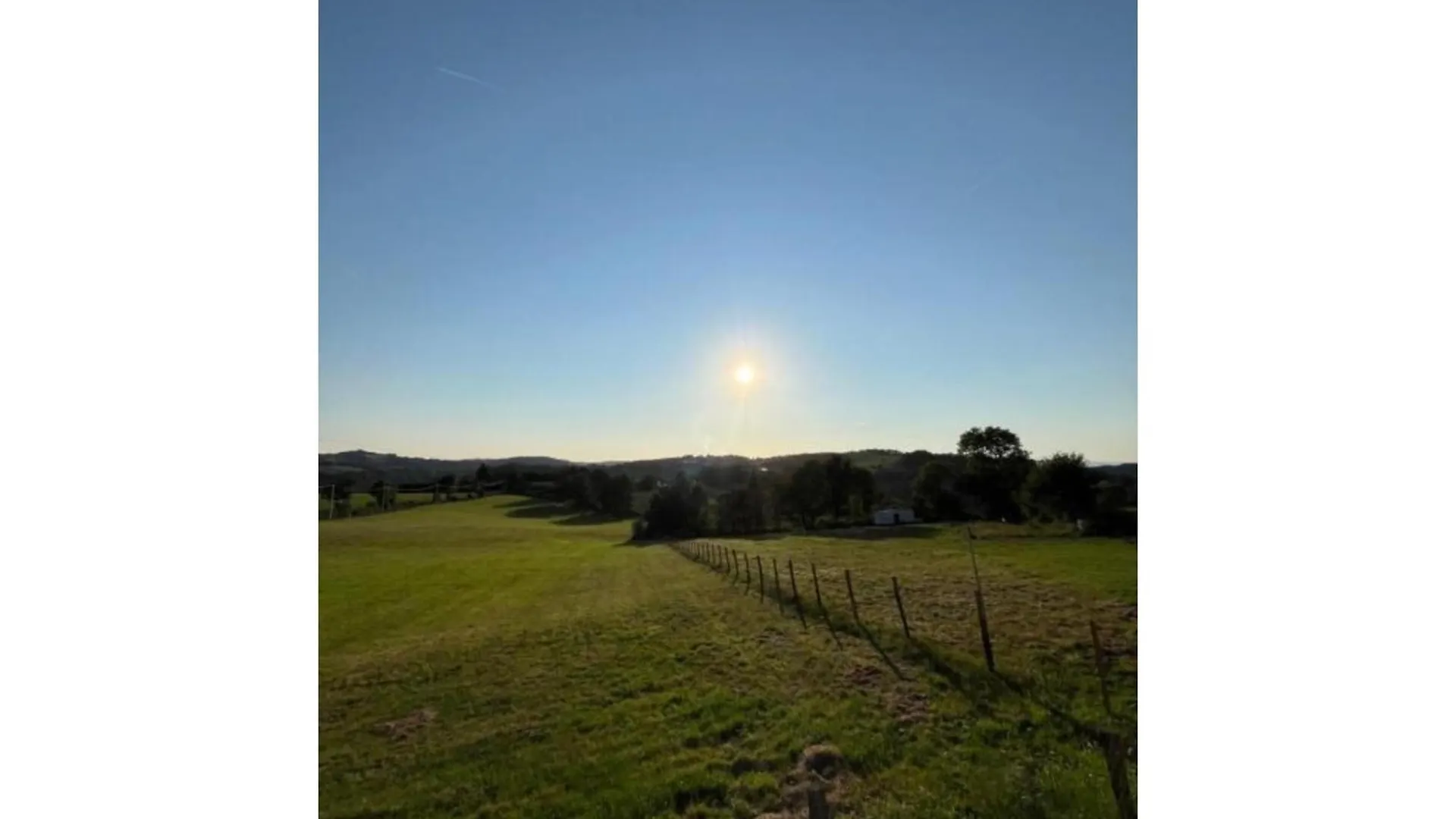 Gites De Landuziere, 8 Couchages Saint-Genet-Lerpt France
